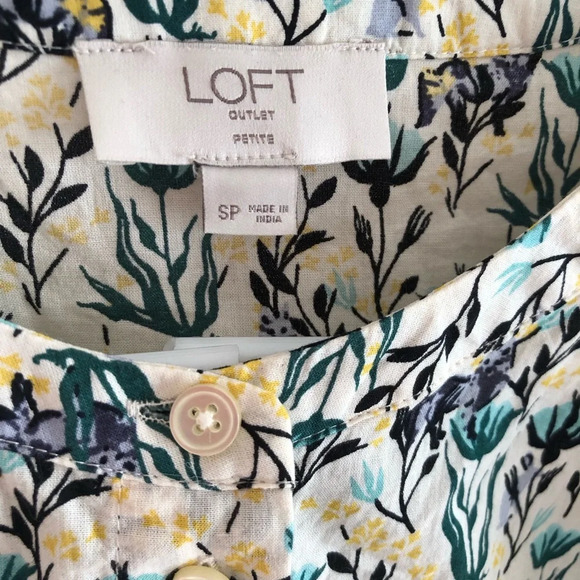 Loft Outlet Floral Button Down Slight Puff Sleeve Cotton Top Size Small Petite - Picture 4 of 7
